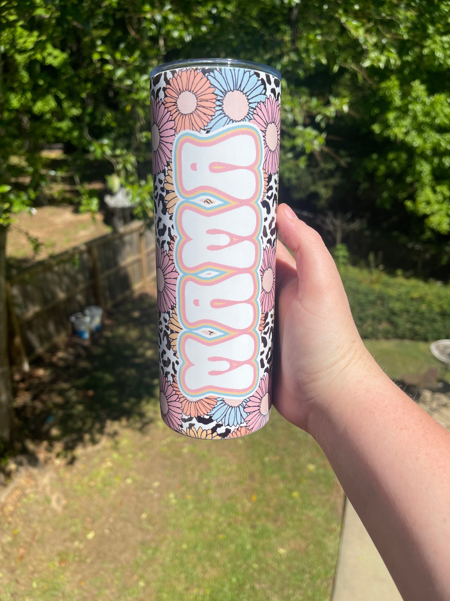 ✿ 20 oz tumbler w straw ✿